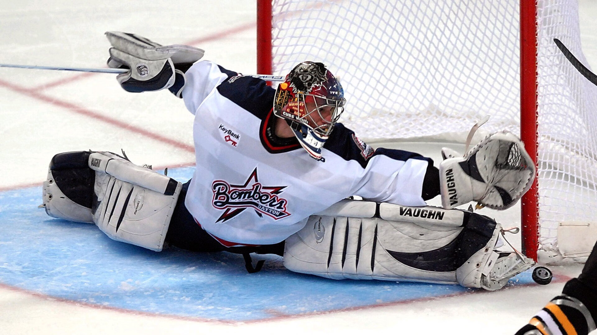 勇士新秀参加社区篮球活动赢得球迷喜爱，nba勇士新秀